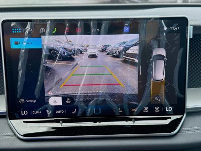 2026 Volkswagen Tiguan — photo 13 view