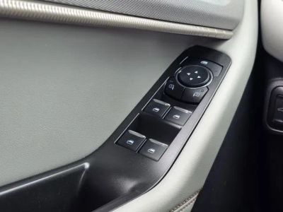 2025 Ford Explorer - Photo 17