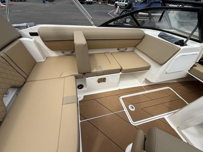 2025 Bayliner D20i - Photo 13
