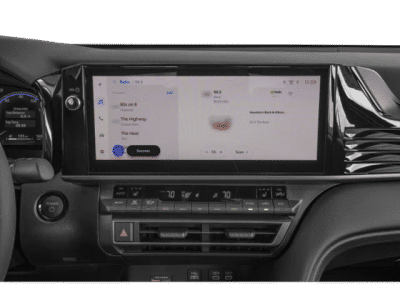 2026 Toyota Camry — photo 7 view
