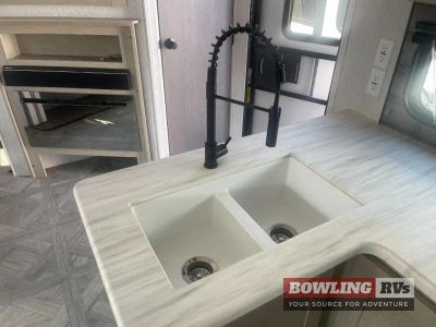 2023 Wildwood 26DBUD — photo 21 view