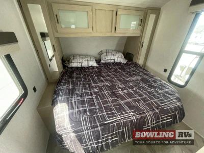 2023 Wildwood 26DBUD — photo 24 view