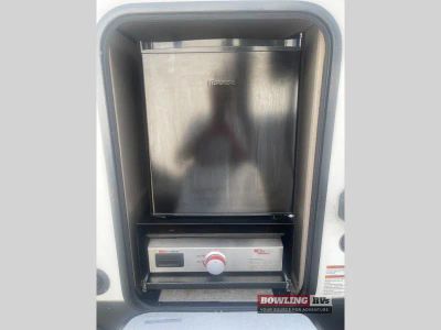 2023 Wildwood 26DBUD — engine compartment view