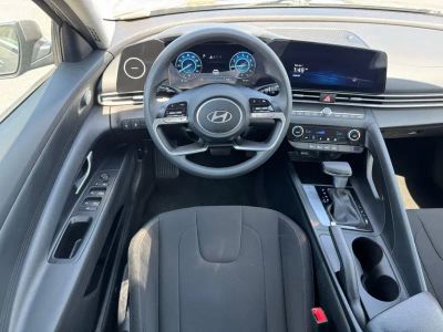 2024 Hyundai Elantra - Photo 20