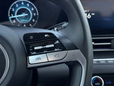 2024 Hyundai Elantra - Photo 24