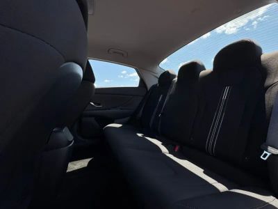 2024 Hyundai Elantra - Photo 18