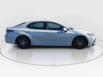 2024 Toyota Camry - Photo 8