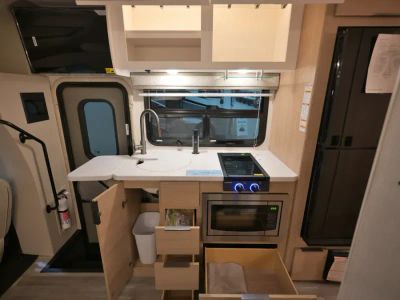 2027 Thor Motor Coach COMPASS AWD — photo 8 view