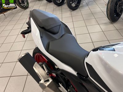 2026 Kawasaki Z500 SE ABS - Photo 8