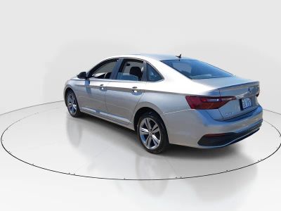 2024 Volkswagen Jetta - Photo 5
