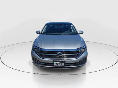 2024 Volkswagen Jetta - Photo 2