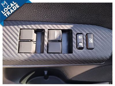 2015 Toyota RAV4 - Photo 18