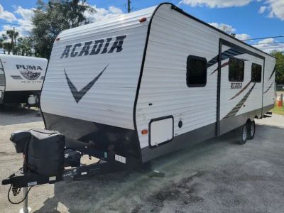 2018 Forest River Acadia — engine compartment view
