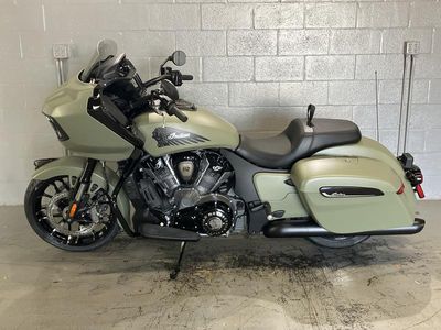 2025 Indian Motorcycle Challenger Dark Horse 112 Moss Green Smoke - Photo 11