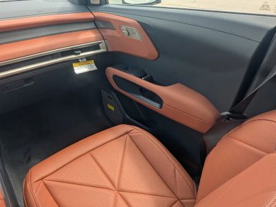 2027 Kia Telluride Hybrid — photo 21 view