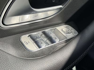 2026 Mercedes-Benz GLE — photo 18 view