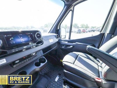 2026 Tiffin Motorhomes GH1 - Photo 13