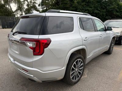 2020 GMC Acadia — side profile view