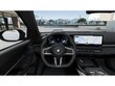 2026 BMW 5 Series 530i xDrive - Photo 31