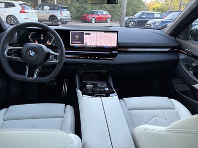 2026 BMW 5 Series 530i xDrive - Photo 13
