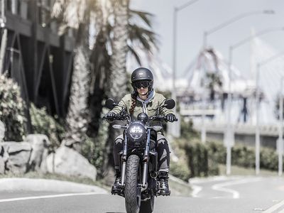 2025 Kawasaki Eliminator - Photo 11