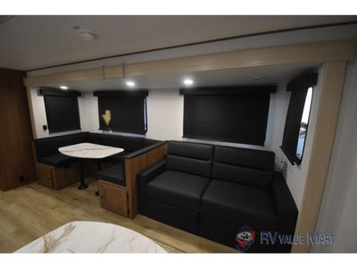 2026 Coachmen RV Apex Ultra-Lite - Photo 11