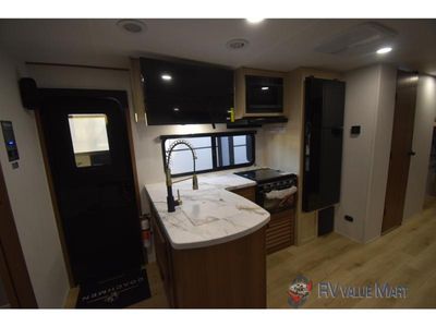 2026 Coachmen RV Apex Ultra-Lite - Photo 18