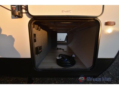 2026 Coachmen RV Apex Ultra-Lite - Photo 38