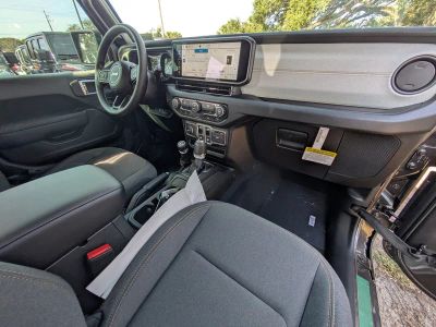 2026 Jeep Wrangler — photo 11 view