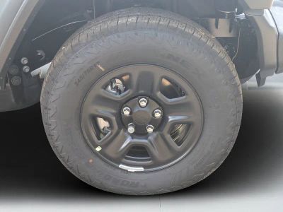 2026 Jeep Wrangler — photo 9 view