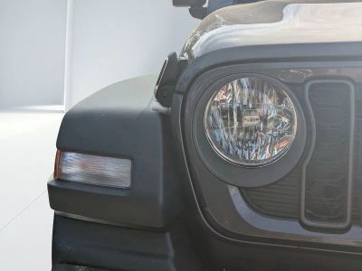 2026 Jeep Wrangler — photo 8 view