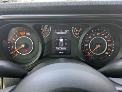 2026 Jeep Wrangler — photo 20 view
