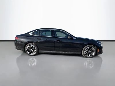 2024 BMW 5 Series — engine compartment view