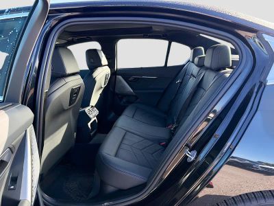 2024 BMW 5 Series — photo 21 view