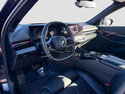 2024 BMW 5 Series — photo 26 view