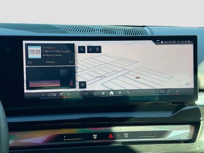 2024 BMW 5 Series — photo 32 view