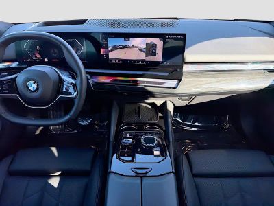 2024 BMW 5 Series — photo 20 view