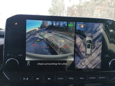 2023 Nissan Pathfinder — photo 16 view