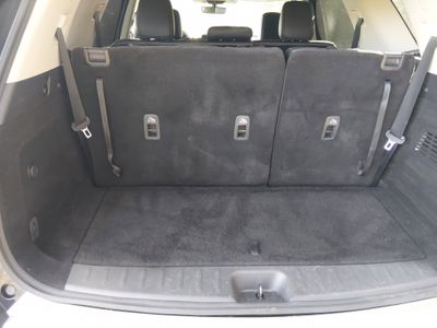 2023 Nissan Pathfinder — photo 11 view