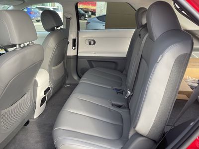 2026 Hyundai IONIQ 5 - Photo 13