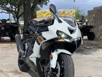 2026 Kawasaki Ninja ZX-6R - Photo 9