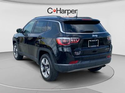 2019 Jeep Compass — detail view