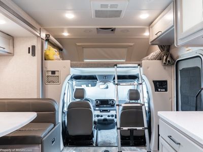 2023 Thor Motor Coach Quantum Sprinter - Photo 4