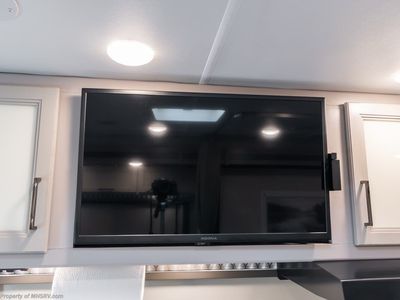 2023 Thor Motor Coach Quantum Sprinter - Photo 10