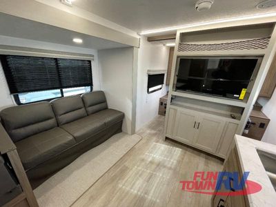 2026 Coachmen RV Freedom Express Select - Photo 19