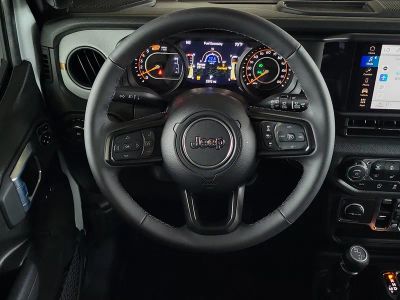 2026 Jeep Wrangler — photo 22 view