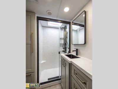 2026 Brinkley Model G - Photo 44