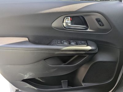 2026 Chrysler Pacifica - Photo 15