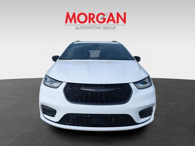 2026 Chrysler Pacifica - Photo 2