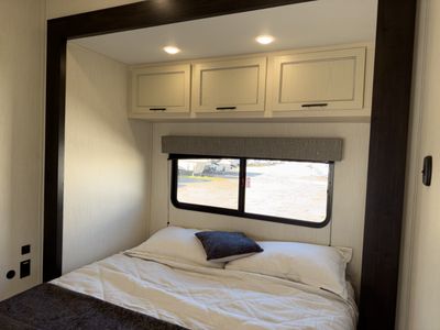 2026 Forest River RV Sabre - Photo 33